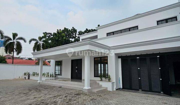 Dijual Rumah Mewah American Classic Design di Kebayoran Baru 1