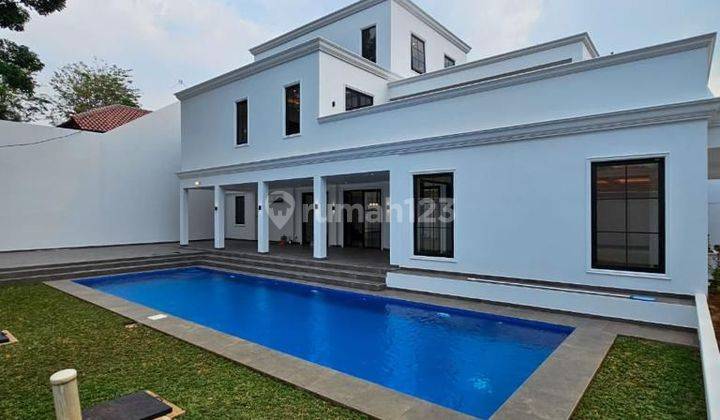 Dijual Rumah Mewah American Classic Design di Kebayoran Baru 2