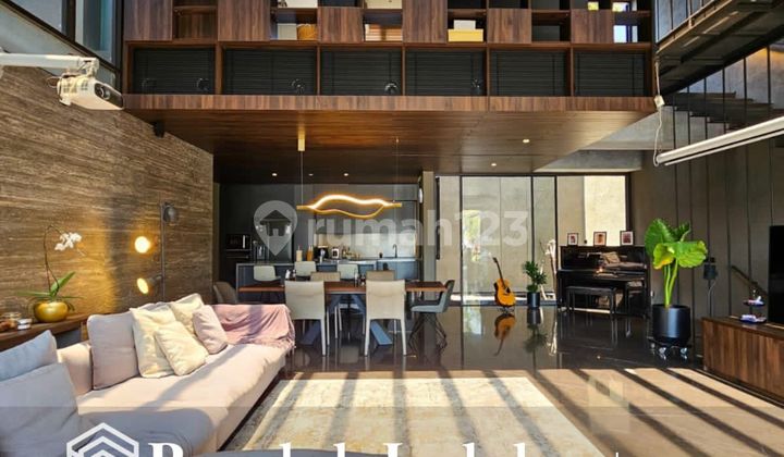 Dijual Rumah Mewah ada Rooftop di Pondok Indah