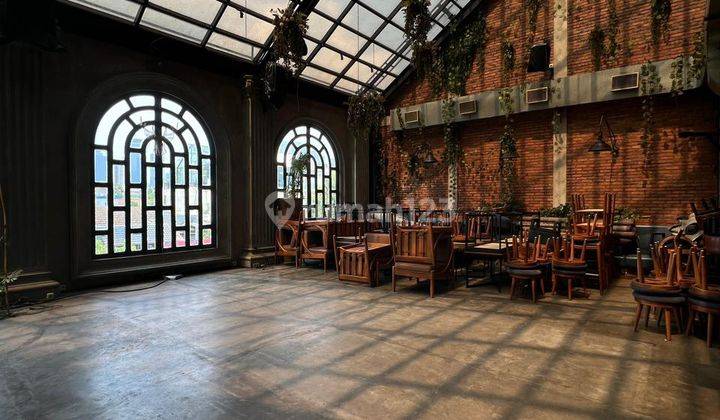 Gedung Mewah 5 Lantai Area Premium Senopati