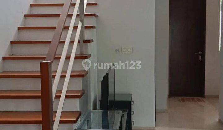 Rumah 3 Lantai Minimalis Modern Design Di Menteng Jakarta Pusat 2