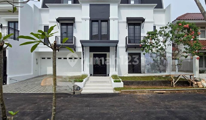Rumah Baru Modern Classic Design Bintaro 
