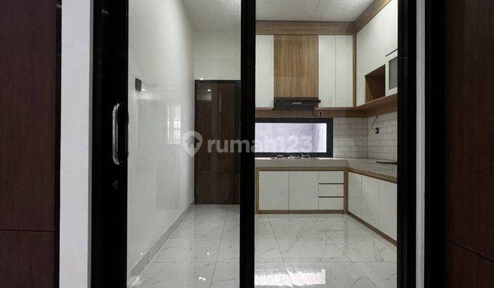 Rumah Baru 2 Lantai Dalam Private cluster Dekat Toll Jorr dan High Scope TB Simatupang 2