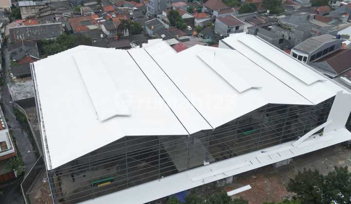 Commercial Land + 15 Padel Courts Bonus