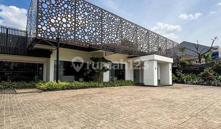 Commercial Building For Sale, Lokasi Kemang Commercial Building For Sale, Lokasi Kemang