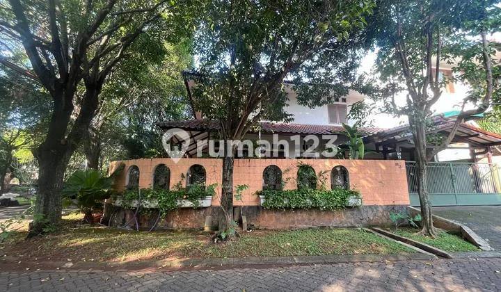 Best Location! House Position at the Corner in a Green and Quiet Environment