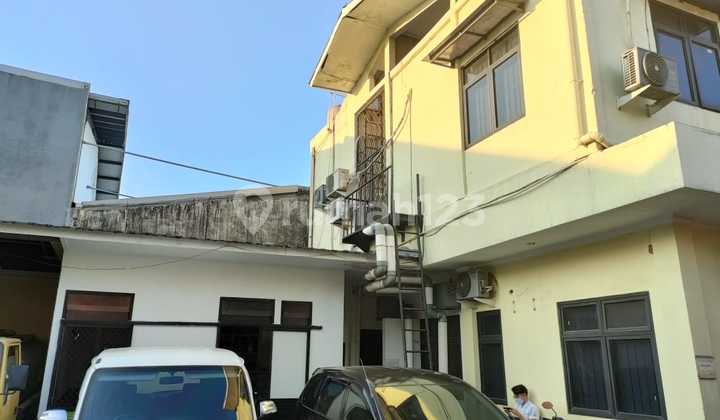 Two-Story Office Building, Strategic Location Two-Story Office Building, Strategic Location