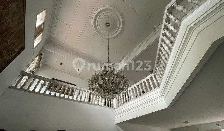 Secondary House Strategic Location Best Deal Price Located in Cipete. 2