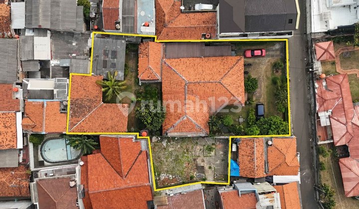 Rumah Hitung Tanah di Kemang