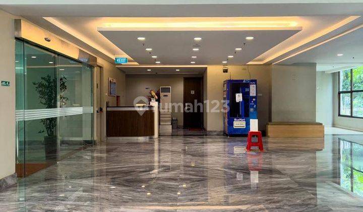 Gedung Kantor + 12 Unit Apartemen di Kebayoran Baru, 75M  2