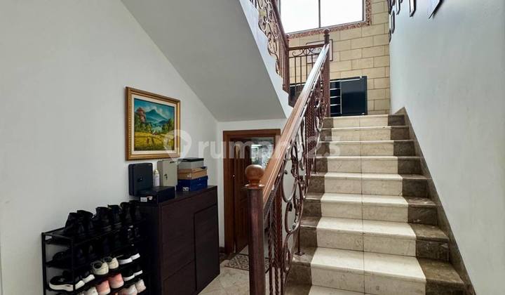 Ready-to-Occupy Home, Modern Classic Design, Spacious and Well-Designed Layout 2