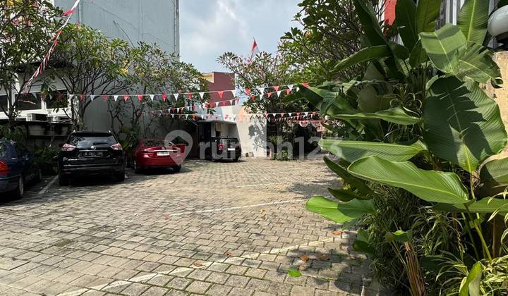 Rumah Dan Lahan Usaha Resto & Cafe, Lokasi Strategis Di Veteran 2