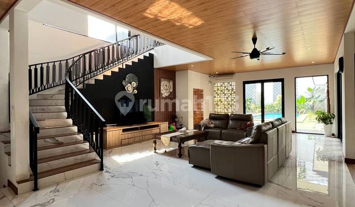 Modern Tropical House with Private Swimming Pool, 800 sqm Land in Elite Cinere Complex, Price 15 Billion Negotiable! 2