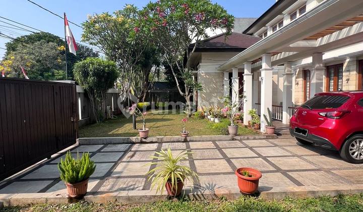 Rumah Mewah Dan Luas, Taman Yang Indah Lt. 600 M, Harga 9,5 M Nego! 2