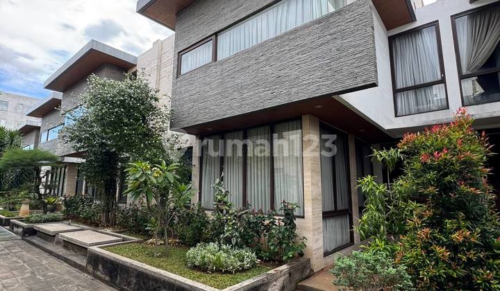 Rumah Modern Dalam Townhouse, Best Location! Rumah Modern Dalam Townhouse, Best Location!