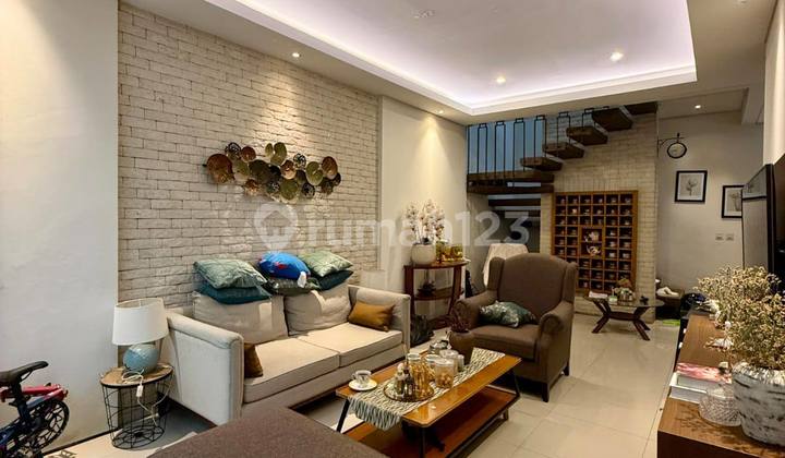 Modern Tropical Urban Living with Roof Garden City View 2