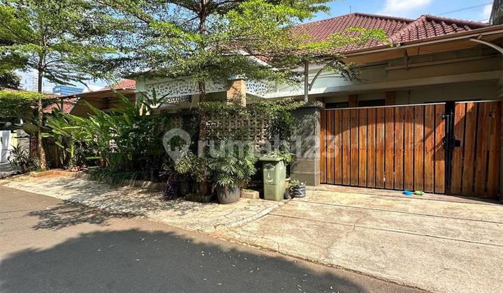 Beautiful and Lush House in a Complex Located in Pasar Minggu.