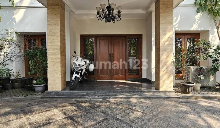 Rumah Prime Area, Lokasi Sangat Strategis Di Pondok Indah 2