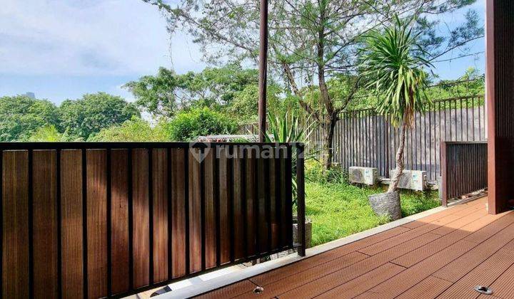 Rumah Modern Tropis, Lt. 423 M², Simprug Golf, 37 M! 2