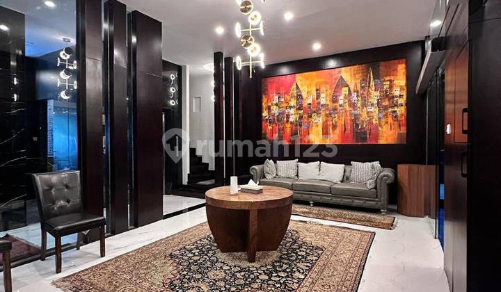 Modern Luxury House, Location in Kemang, Land Area 326 M2, Price 25 M Negotiable!