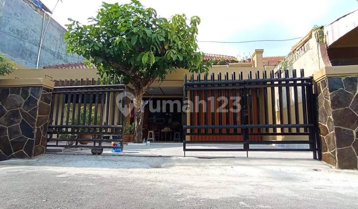 Rumah 2 Lantai, Lingkungan Aman Dan Nyaman 