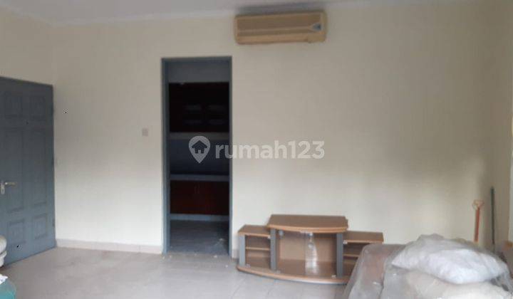 Apartemen nyaman siap huni di Crown Court Executive Condominium 2