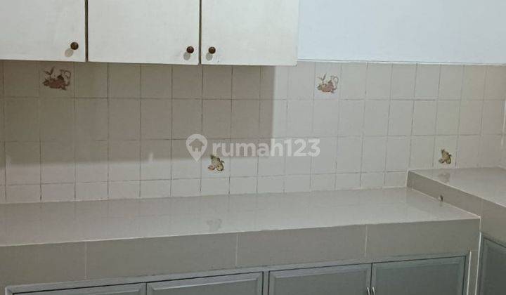 Rumah disewa siap huni di Taman Kebon Jeruk Intercon, 011 Riz 2