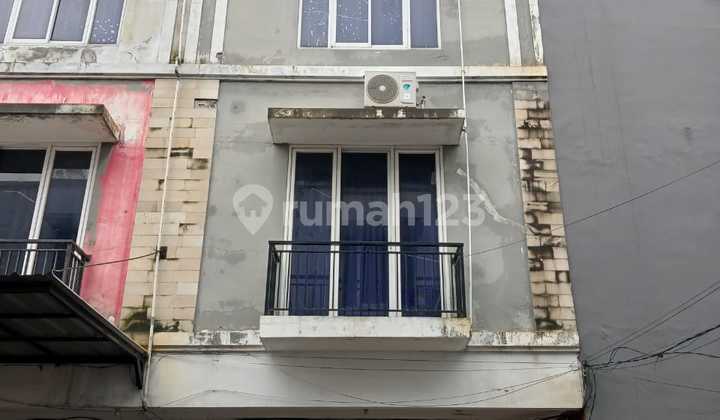 Ruko 4 Lantai Rapih Siap Pakai di Kalideres 0055.Joc