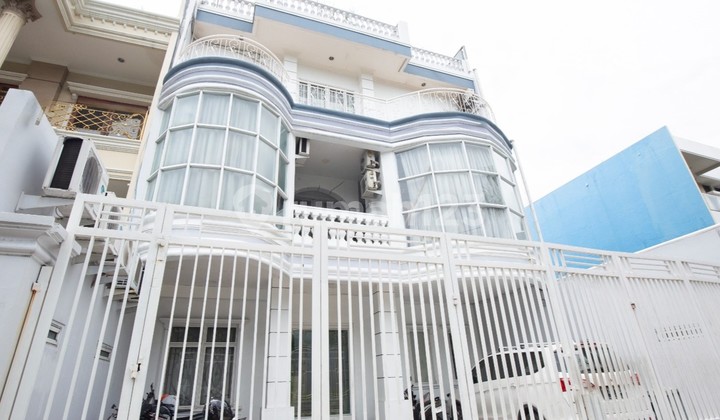 Rumah Bagus Citra Garden 2 ext, Jakarta Barat 2