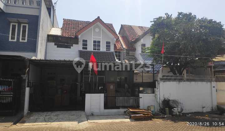 Rumah Siap Huni di Puri Gardena, LT 144 (8X18), LB 200 , SHM Jakarta Barat (Mar) Rumah Siap Huni di Puri Gardena, LT 144 (8X18), LB 200 , SHM Jakarta Barat (Mar)