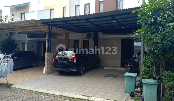 Rumah di Casa Jardin, Jakarta Barat