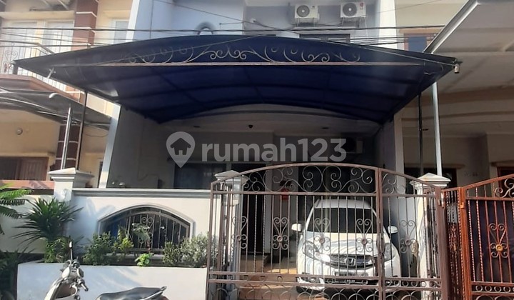 Rumah di Citra Garden 5, Jakarta Barat 1