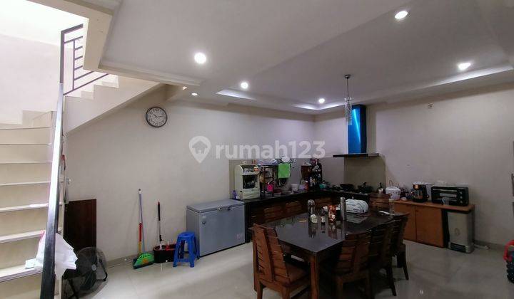 Turun Harga Rumah di Premier Pavilion Jakarta Barat 2