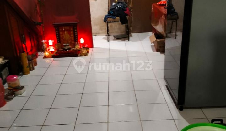 Rumah di Taman Palem Lestari Jakarta Barat 2
