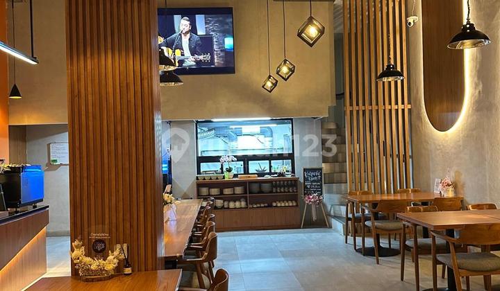 Twin shophouse Citra Garden 8, West Jakarta 2