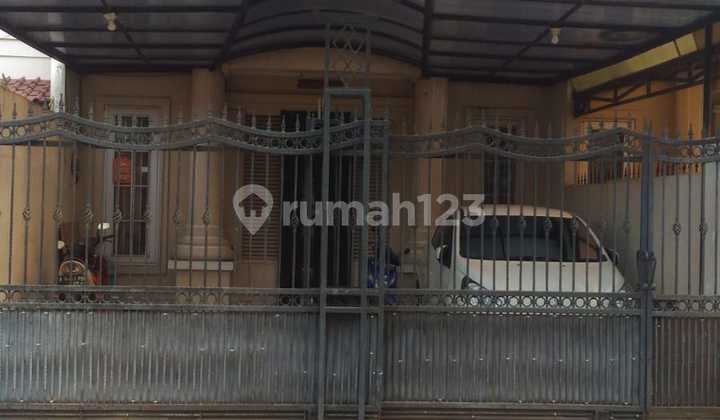 Rumah Dicitra Garxen 2 Ext Jakarta Barat