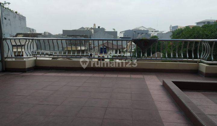 Rumah 3 Lantai Dengan Rooftop Dan Balkon Dekat Sunter Mall 2