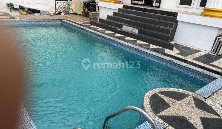 Rumah Gagah Bagus Belakang Hotel Acasia, 3 Lantai, Kolam Renang 2