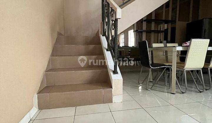 Rumah Bagus 3 Lantai, Hadap Utara, Kt3, Km 3, Furnished 5,5m Nego 2