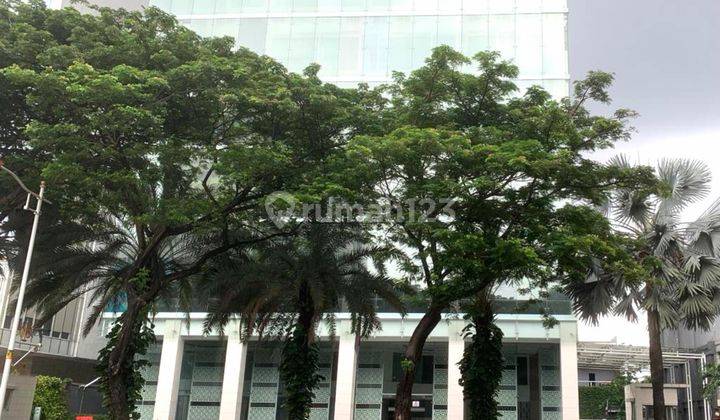 Gedung Kantor Lokasi Strategis di Jakpus, 11 Lantai, Parkir Luas 1