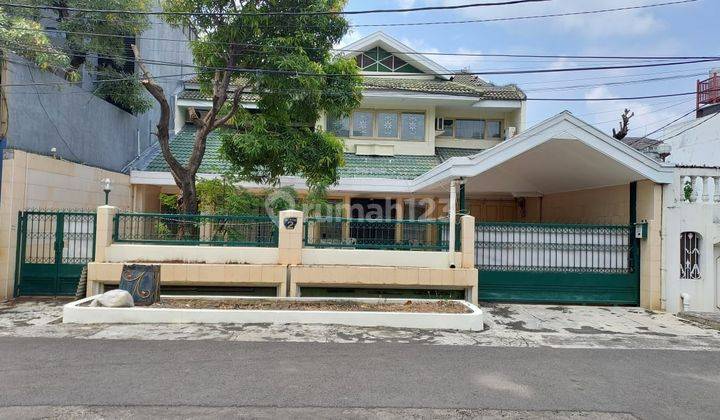 Rumah bagus 2 Lt dgn 3 Carport, 1 Garasi, 2 Dapur, Row 3 Mobil 1