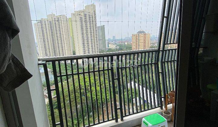 Unit cantik, fully furnished, lantai 17, luas 60 M2, tower Emerald 2