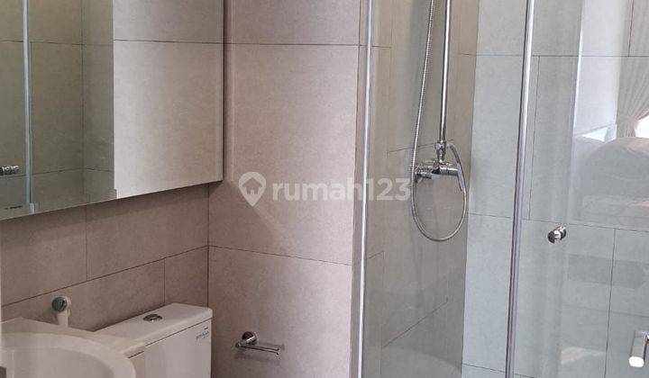 Unit dilantai 8, fully furnished, view city, luas 40 M2 2