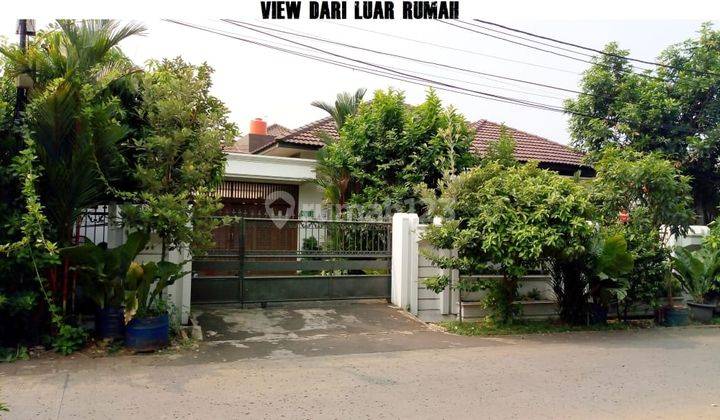 Rumah rapi dan rindang dengan gazebo, siap huni, luas 500 M2 1