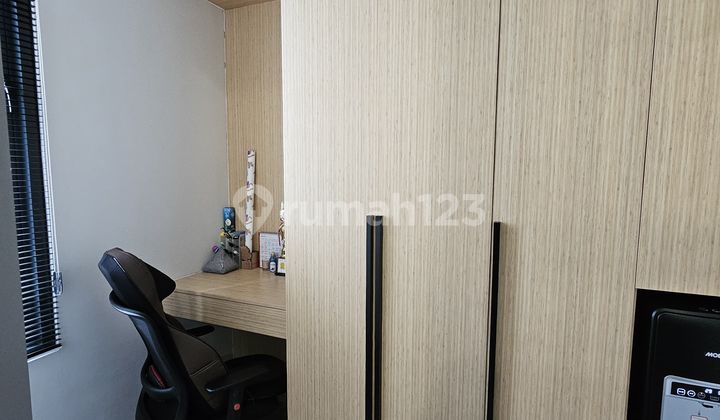 Rumah Asri di Greenwich BSD, Tangerang Selatan  2