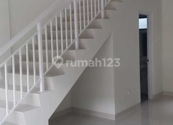 For Rent New Building Shop House Avenix 92, BSD City Tangerang For Rent New Building Shop House Avenix 92, BSD City Tangerang