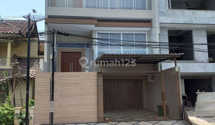 Rumah Jual Cepat di Citra Boulevard Jakarta Barat 1