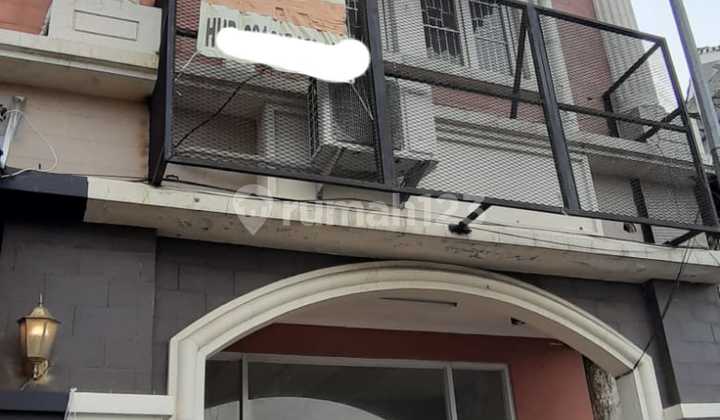 Ruko Blitz Square 3 Lantai Hadap Jalan di Gading Serpong Tangerang