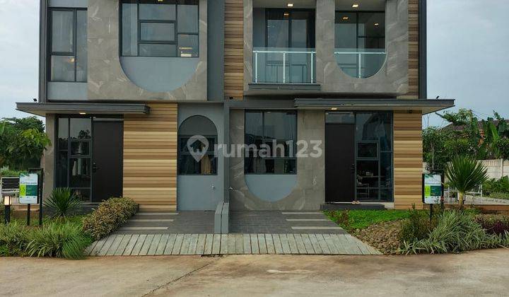 Rumah Brand New 2 Lantai di Golden Kencana Curug Tangerang 1