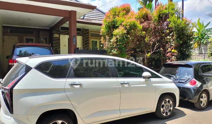 Rumah Asri, Nyaman Dan Tenang Siap Huni Di Lokasi Sangat Strategis Serpong Park Tangerang Selatan.